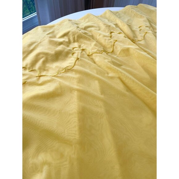 Vintage 70s curtain, golden yellow, embroidered bottom, oversized pleated panel - Picture 6 of 10